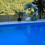 Happiness Vila